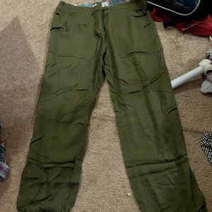 Bridge & burn small green pants